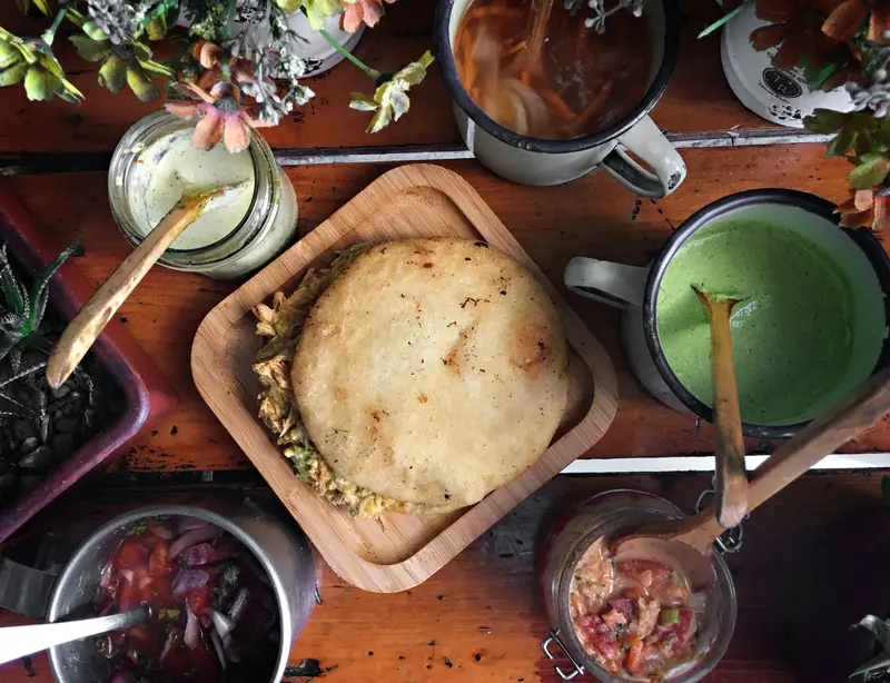 Arepa rellena de un restaurante de Caracas que vende por internet